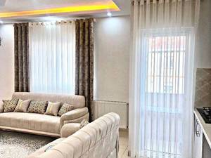 گالری پرده و دکوراسیون آیسان در رشت