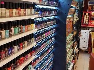 فروشگاه محصولات آرایشی بهداشتی روشا در تبریز