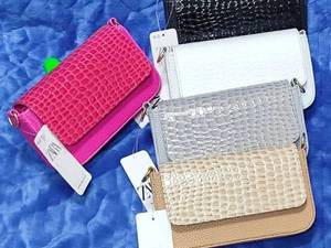 فروش عمده کیف پاسپورتی دخترونه