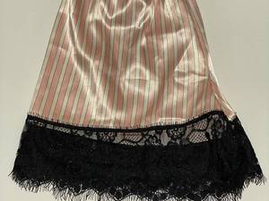 ست بلوز شلوار ساتن طرح ویکتوریا سکرت                                