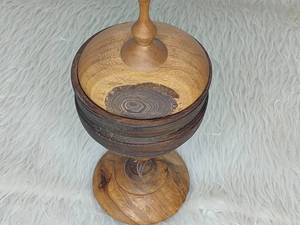 شکلات خوری پایه دار چوبی