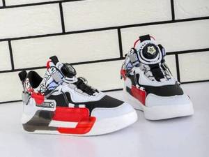 خرید کفش اسپرت بچگانه درمراغه