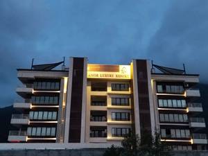 سایبان کششی فضای باز و بسته