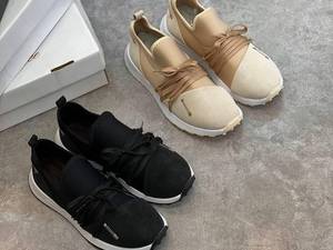  خرید کتونی جورابی بسیار انعطاف پذیر