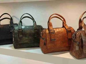 کیف چرمی طرح Ako با کد 3002