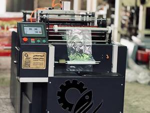 دستگاه کیسه زباله فریزر و سفره یکبار مصرف 