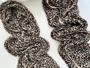 شال حریر پلنگی در ساری