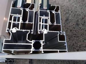 فروش پنجره آلومینیومی لیفت در اصفهان