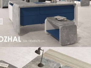 میز مدیریت چوبی با طراحی خاص در تبریز