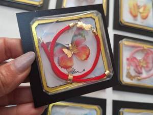 خرید پلاک طلای پروانه برای هدیه در اصفهان