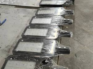 قیمت چراغ خیابانی 200 وات در رشت