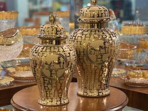 حرید جار شیشه‌ای طرح‌دار در شیراز