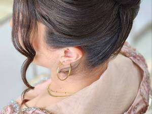 بهترین آرایشگر برای شنیون عروس در چالوس