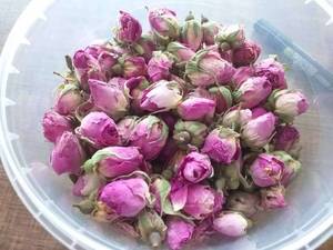 مرکز پخش گل محمدی در مشهد