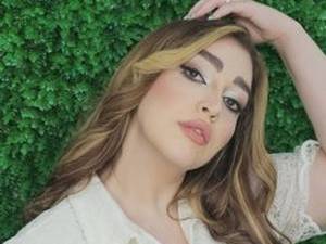 رنگ مو و میکاپ محفلی در کرمانشاه