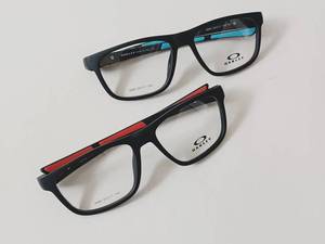 خرید عینک طبی مردانه لاکچری در سنندج