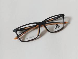 عینک کائوچویی مردانه در سنندج