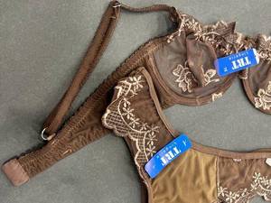 ست لباس زیر گیپوری برند TRY در اصفهان