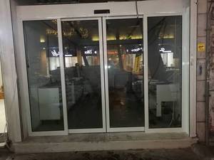 نصب درب اتوماتیک شیشه ای در لنگرود