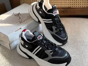 خرید کتونی اسپرت لژ بلند در مشهد 