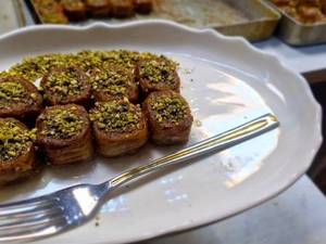 خرید اینترنتی باقلوا تبریز