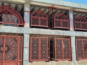 ساخت درب و پنجره حسنیه در کاشان