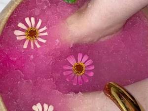 آموزش پدیکور و مانیکور حرفه‌ای در کرمانشاه  