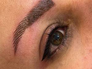 میکروبلیدینگ ابرو در کرمانشاه