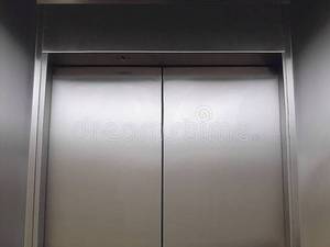 انواع روکش استیل درب آسانسور در رشت