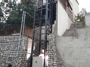 قیمت بالابر هیدرولیک نفربر خانگی در پرند	