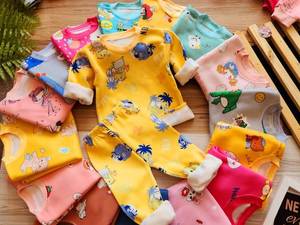 فروش پوشاک بچه گانه عمده در مشهد