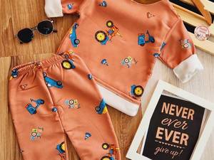 عمده فروشی لباس بچه گانه وارداتی گناوه