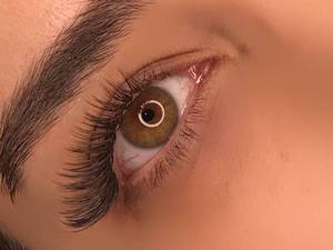  اکستنشن مژه طبیعی در اشرفی اصفهانی تهران