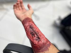 دوره کار با مواد شیمیایی گریم در تهران