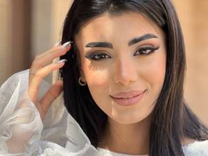 آموزش گریم و میکاپ حرفه‌ای در رضوانشهر