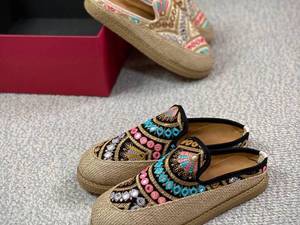 خرید و قیمت صندل طرح سنتی در رشت