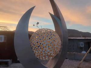 المان شهری فلزی دست و گوی