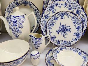 قیمت سرویس ظرف چینی توس رودسر