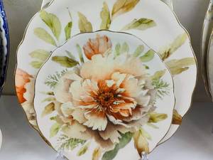 سرویس چینی کامل برای جهیزیه لنگرود