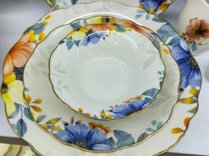 سرویس چینی کامل برای جهیزیه لنگرود