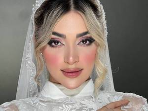 میکاپ عروسکی صورتی و شاین در بوشهر 