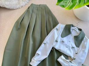 ست کت و دامن چهار فصل شبدر