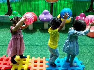 پیش دبستانی باتجهیزات آموزشی مدرن در حقانی تهران