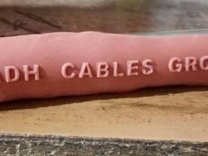 چاپ برجسته روی کابل با هات استمپ