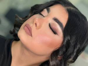 آرایش اسموکی لایت دخترانه در انزلی