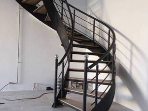 قیمت نرده چوبی راه‌پله در قزوین