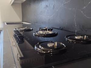 تولید و اجرای کورین مارمونایت در لاهیجان