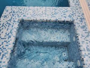 هزینه ساخت استخر و جکوزی بتنی در نور