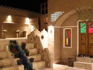 محوطه مجموعه اقامتی