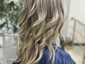 خدمات تخصصی رنگ مو آبادان